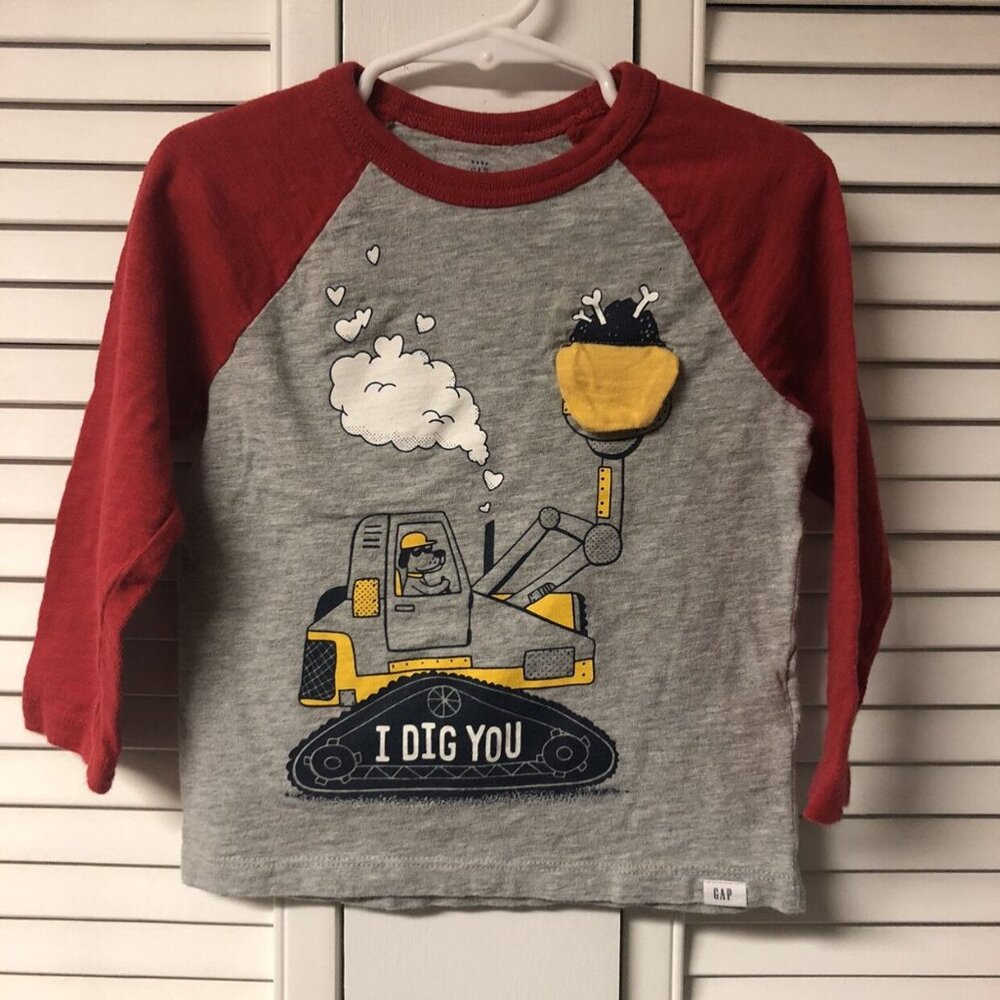 Gap Size 2 Raglan Top I Dig You